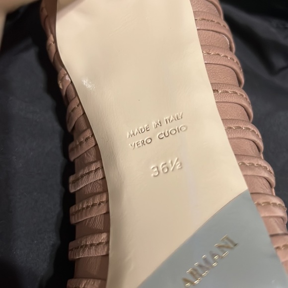 NIB Giorgio Armani Platform Pumps size 36 1/2 - Picture 4 of 7